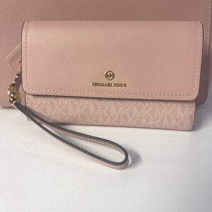 Michael Kors Charm Large Flap Phone Wallet/Wristlet Logo Smokey Rose Pink